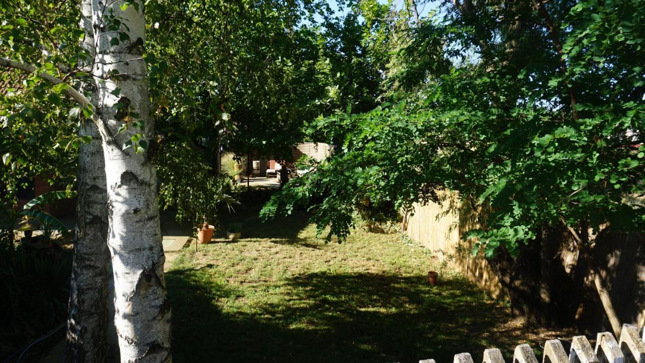Édes Otthon Apartman Gyula Esterno foto